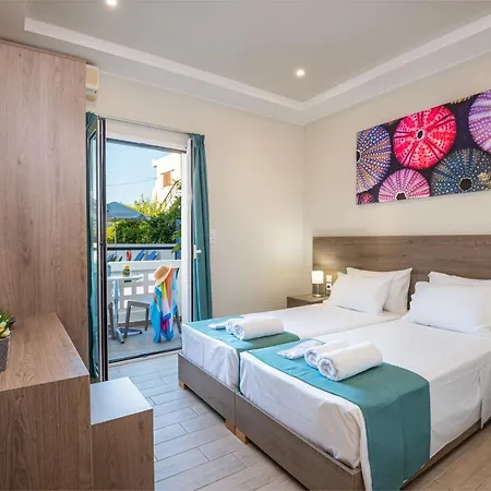 Hotel Breeze 3*